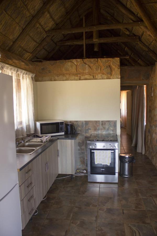 Thabaledi Game Lodge Beestekraal  Buitenkant foto